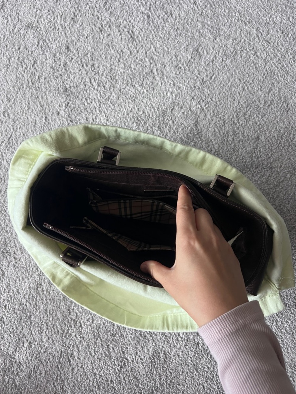 SALE! Burberry Nova Check Saffiano Leather Trapeze Tote Bag Dark Brown dust bag - Picture 3 of 15